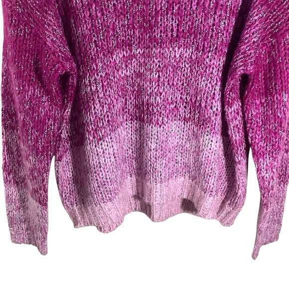 Heartloom Ombre Crewneck Chunky Knit Sweater - Picture 3 of 11